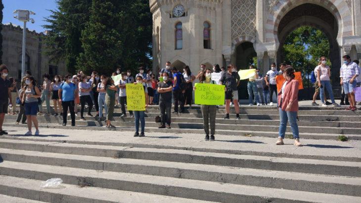 Psikoloji öğrencileri tepkili: Psikoloji açıköğretim olamaz!