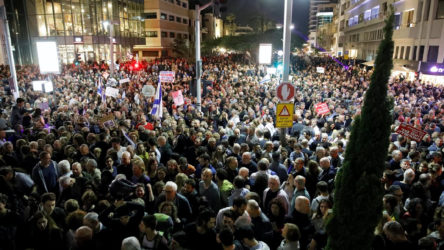 İsrail'de Netanyahu'ya büyük ekonomi protestosu