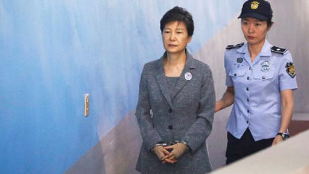 Güney Kore eski Cumhurbaşkanına yolsuzluktan 20 yıl hapis