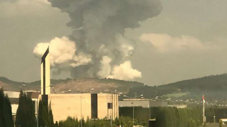 Sakarya'daki patlamanın ardından kayıp işçileri arama çalışmaları sürüyor