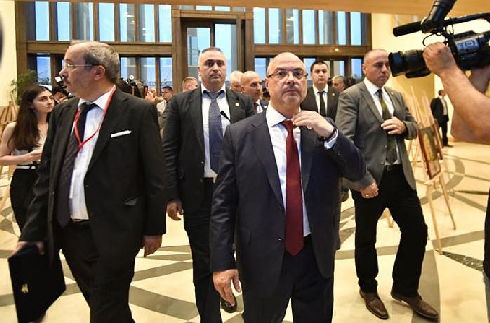 Rusya'dan "Ayasofya'da ibadet" açıklaması