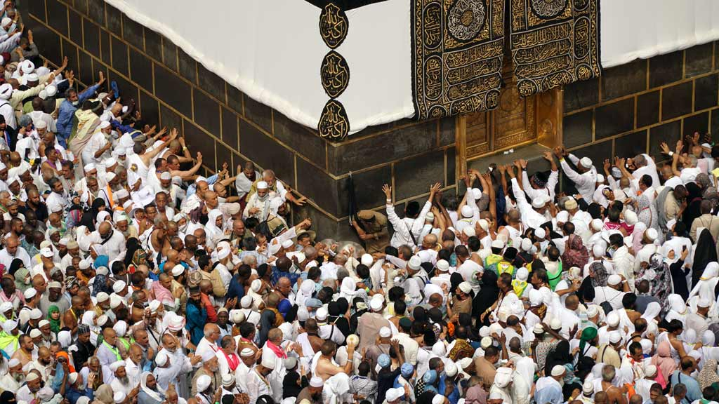 213 bin vaka bulunan Suudi Arabistan'dan 'hac' önlemleri