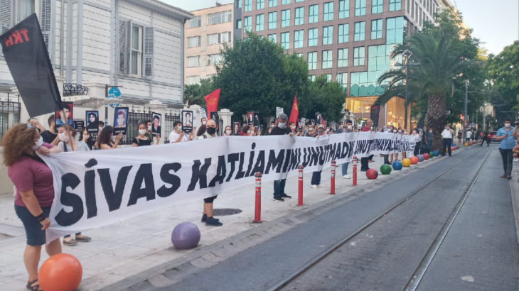 TKH İstanbul İl Örgütü'nden Sivas Katliamı anması