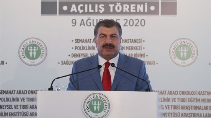 Bakan Koca: Salgın riski artarak devam ediyor