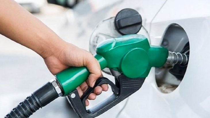 Benzin fiyatlarında yeni zam beklentisi
