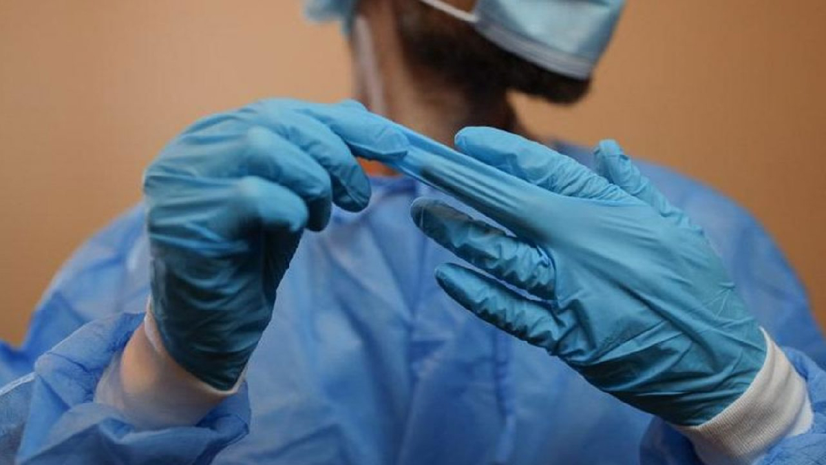 TOBB Medikal Sektörü Başkan Yardımcısı: Fırsatçılık yüzünden eldivensiz kalabiliriz
