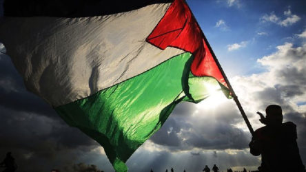Filistin, Bahreyn Büyükelçisi'ni geri çağırdı
