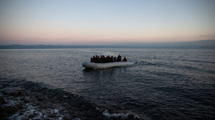 26 Türk vatandaşı, balıkçı teknesiyle Sakız Adası'na kaçtı