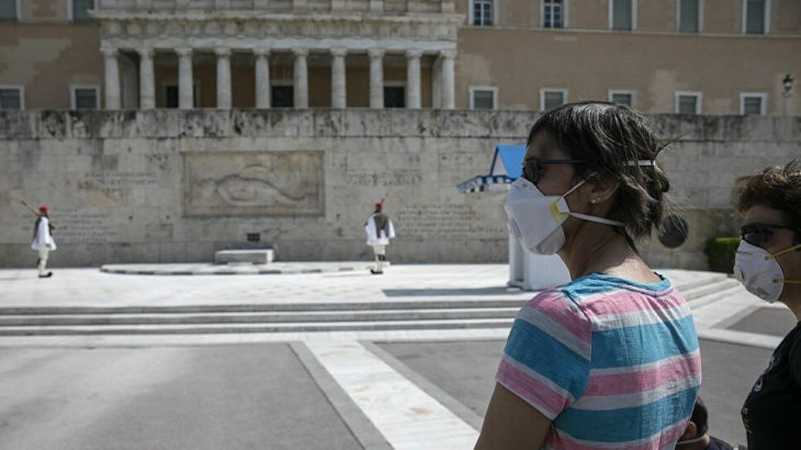 Yunanistan'da karantina bir hafta daha uzatıldı