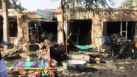 Afganistan'da konvoya bombalı saldırı: 10 ölü, 16 yaralı