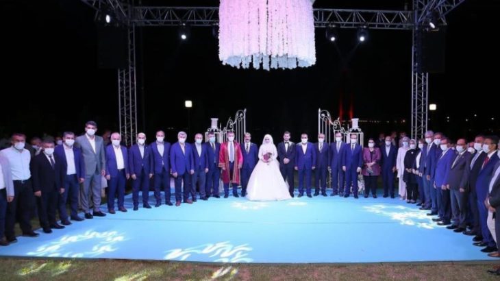Kısıtlamalara uymayarak oğluna 1500 kişilik düğün yapan AKP'li Cemil Yaman'a ceza yerine atama