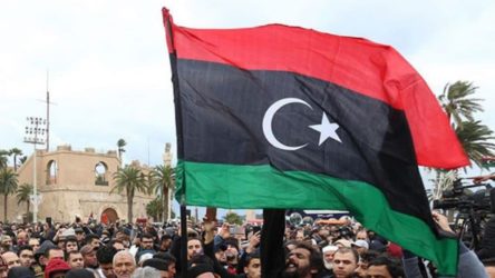Libya’nın doğusundaki Tobruk hükümeti istifa etti