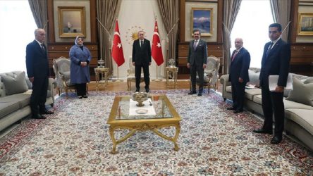 Erdoğan'dan sendika başkanına 'manidar' hediye