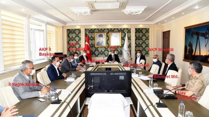 Valinin düzenlediği 'koronavirüs toplantısı'na AKP'liler katıldı, uzmanlar çağrılmadı