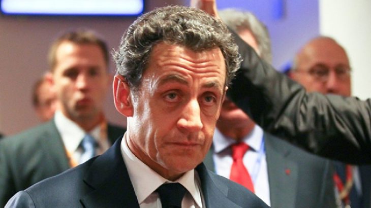 Sarkozy rüşvet suçlamasıyla ifade verdi