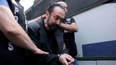Adnan Oktar davasında 9 şüpheli tutuklandı