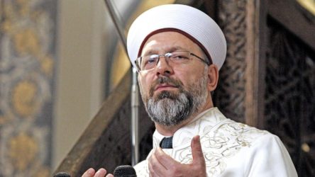 Ali Erbaş'tan din görevlilerine sosyal medya çağrısı
