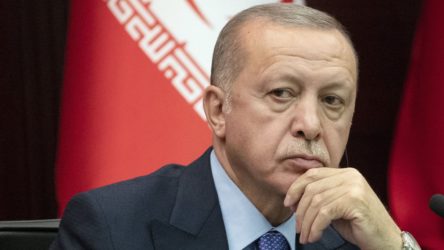 ''Erdoğan’ın seçim kampanyasına bağış yapan FETÖ’cülerin dosyası kapatıldı''