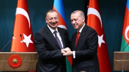 Aliyev: Her şey çok güzel gidiyor, Karabağ'a bayrağı Tayyip Bey'le dikeceğiz
