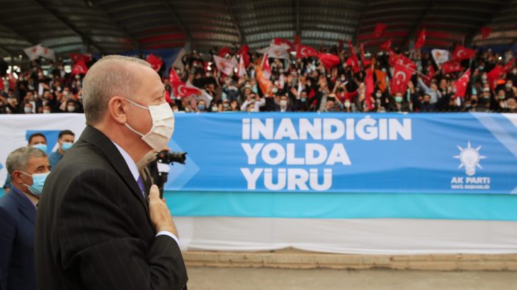 Maçlara yasak olan tribün Erdoğan'a serbest...