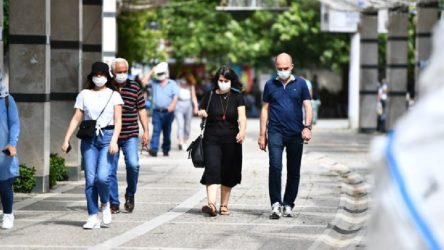 İzmir'de yeni salgın önlemleri