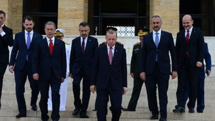 AKP'nin Cumhurbaşkanı adayı anketinde bir isim Erdoğan'ı geçti