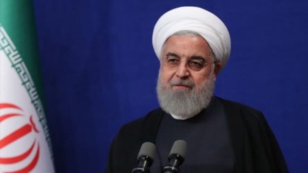 Ruhani: Eğer terörist Trump'ın uyguladığı yaptırımlar olmasaydı koronavirüs aşısına daha erken ulaşacaktık