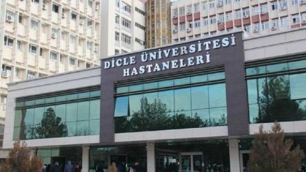 Dicle Üniversitesi Hastanesi Başhekimliği, Covid-19 belirtileri devam eden sağlık çalışanlarını işe çağırdı