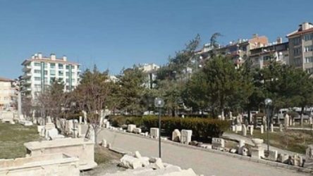 Devlet müzesi internetten satışa çıkarıldı