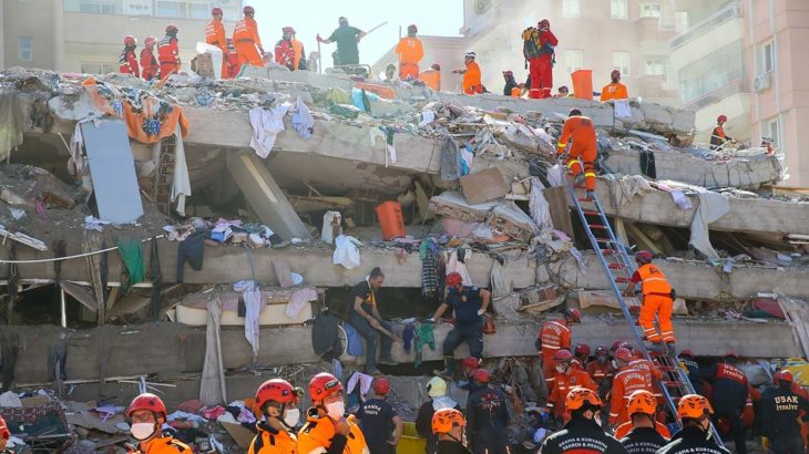 İzmir depreminde can kaybı 105'e yükseldi