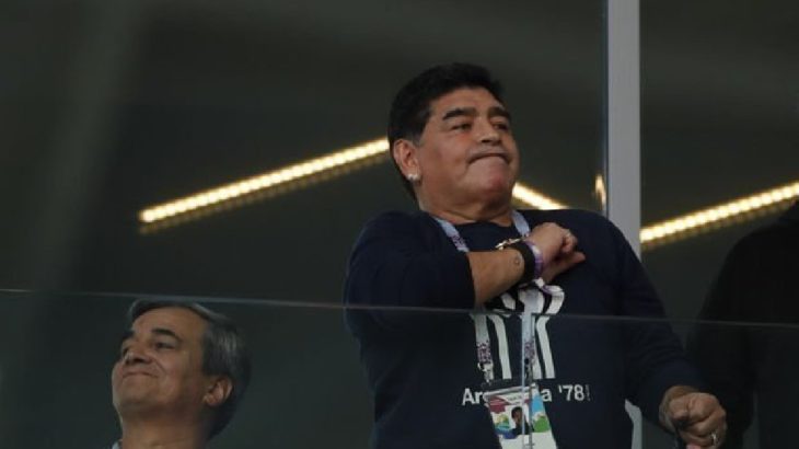 Futbol efsanesi Maradona yaşamını yitirdi