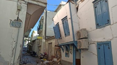 Deprem sonrası Yunanistan'dan açıklama: 10.000 bina tehlikede