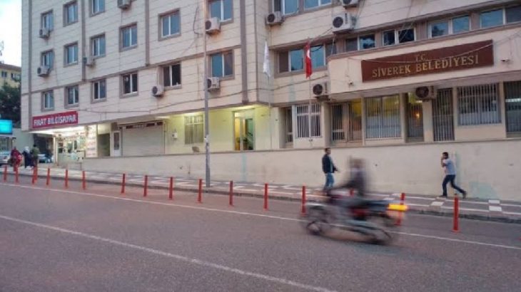 Siverek Belediyesi'nde silahlı saldırı: Avukatı vurup kaçtılar