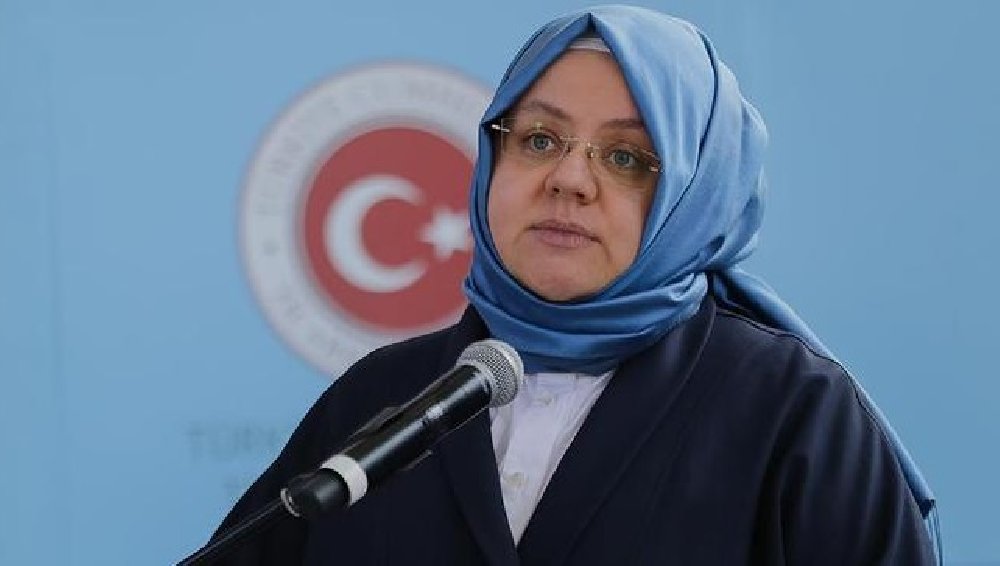Bakan Selçuk'a göre Türkiye'de yoksulluk sorunu ortadan kalkmış!