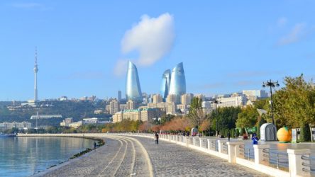 Azerbaycan'da sokağa çıkma kısıtlaması