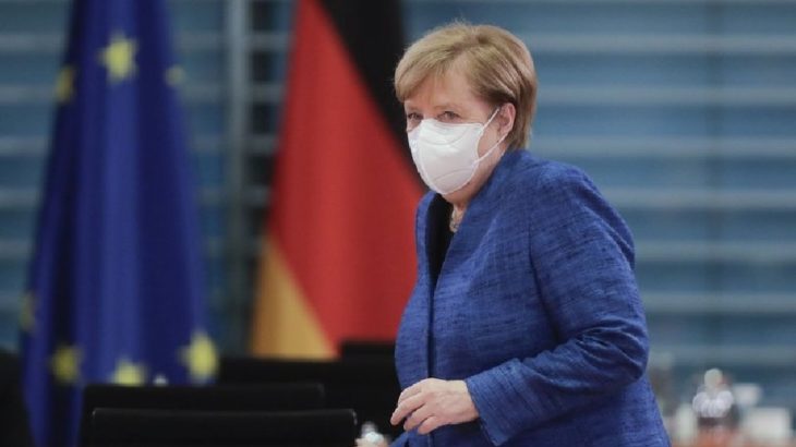 Almanya'da koronavirüs tedbirleri 10 Ocak'a kadar uzatıldı