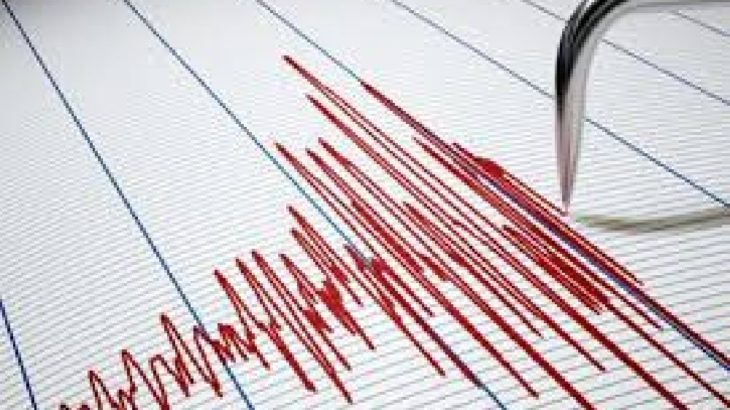 Sisam Adası'nda deprem