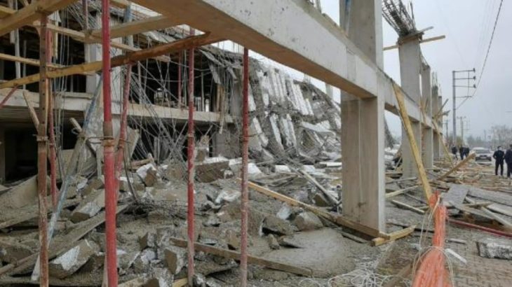 Bursa'da inşaatta çökme: 4 işçi yaralandı