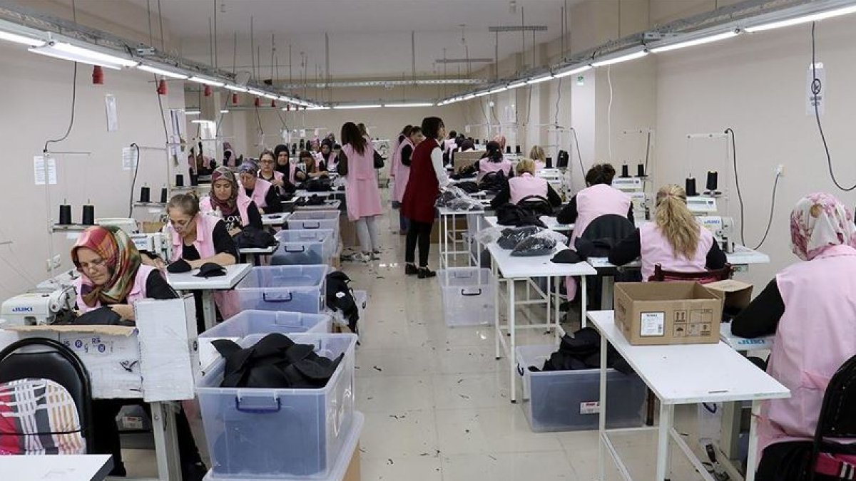 İşte AKP'nin 'tam kapanma'sı: 26 milyon işçinin 22 milyonu yasaktan muaf!