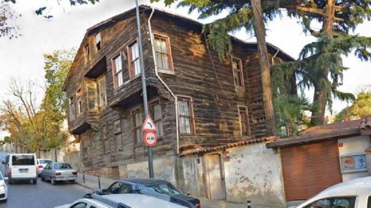Erdoğan'ın mahallesinde dikkat çeken konak satışı