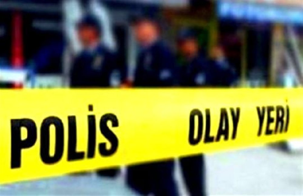 İstanbul'da bir okula baltalı baskın