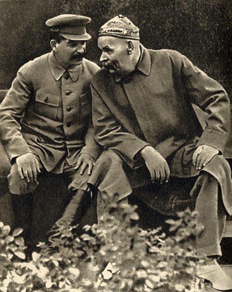 1931 Kızıl Meydan'da Josef Stalin ve Maksim Gorki.
