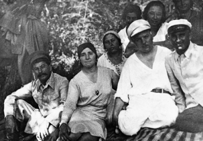 17 Ağustos 1922. Josef Stalin ve eşi Nadezhda Alliluyeva.