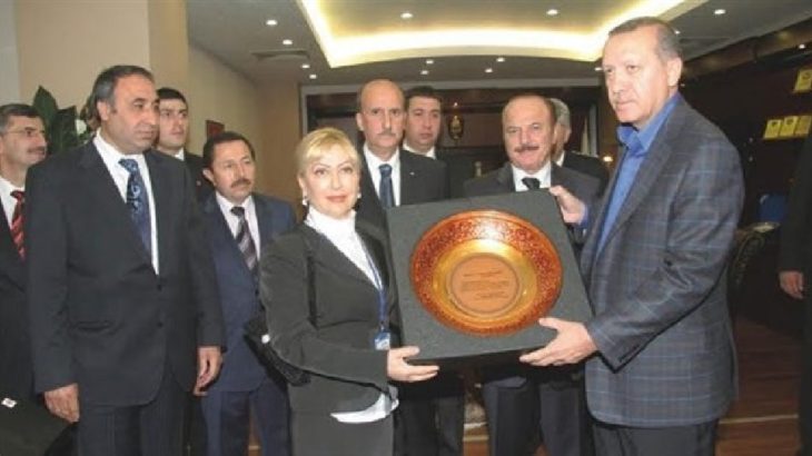 Bakanlığın ihalesini alan AKP'linin şirketine 752 milyon TL fazla ödendi!