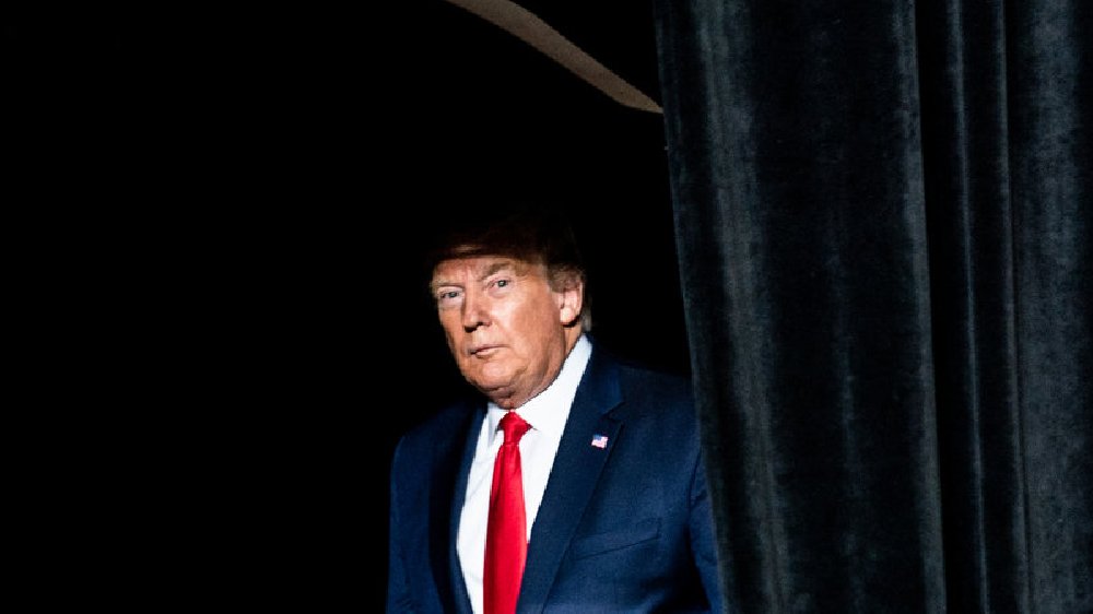 Trump'dan kömürle çalışan en az 66 santrale hava kirliliği kurallarından muafiyet