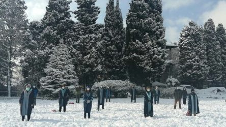 Boğaziçi'nde akademisyenlerin 'kayyum rektör' protestosu devam ediyor