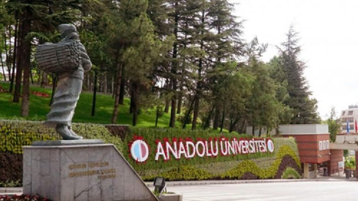 Anadolu Üniversitesi'nde bir genç intihar etti