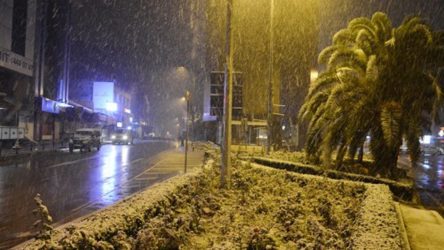 Meteoroloji'den haftaya İstanbul için kar uyarısı