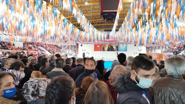 İzmir Tabip Odası Başkanı Çamlı, AKP İzmir İl Kongresini eleştirdi