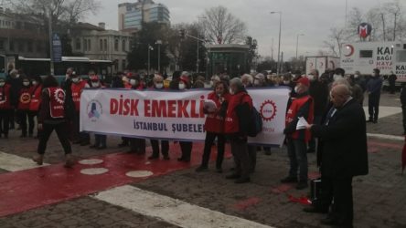 DİSK Emekli-Sen Kadıköy'de kuruluş yıl dönümünü kutladı